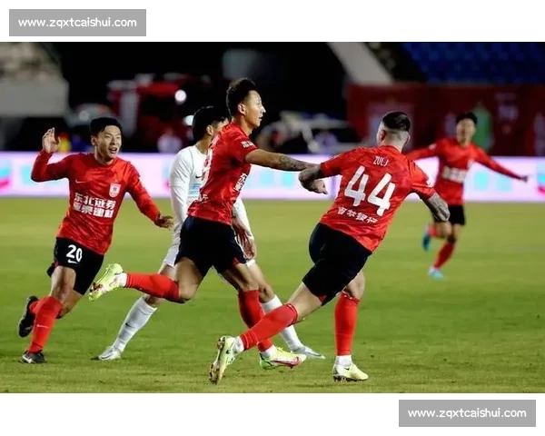 中超争冠 1 分生死线:三强集体刹车,蓉城失机海港偷生 中超争冠 1 分生死线:三强集体刹车,蓉城失机海港偷生